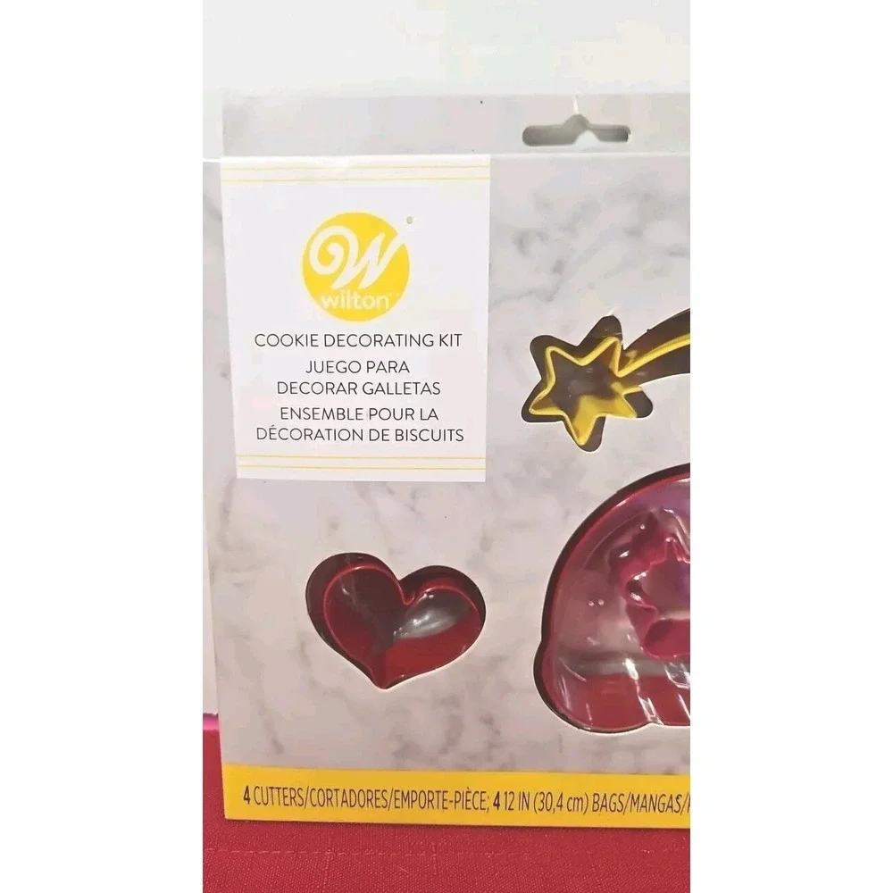 Wilton Unicorn Cookie‎ Decorating Kit 2107-0-0186 Rainbow Shooting Star New